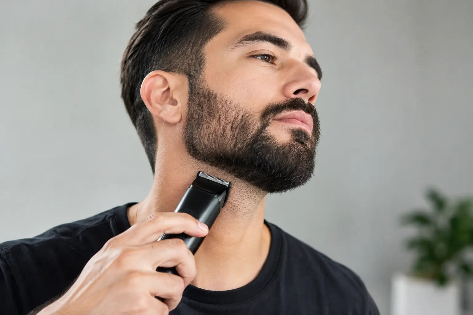 How to Groom Beard Neckline for a Sharper Look